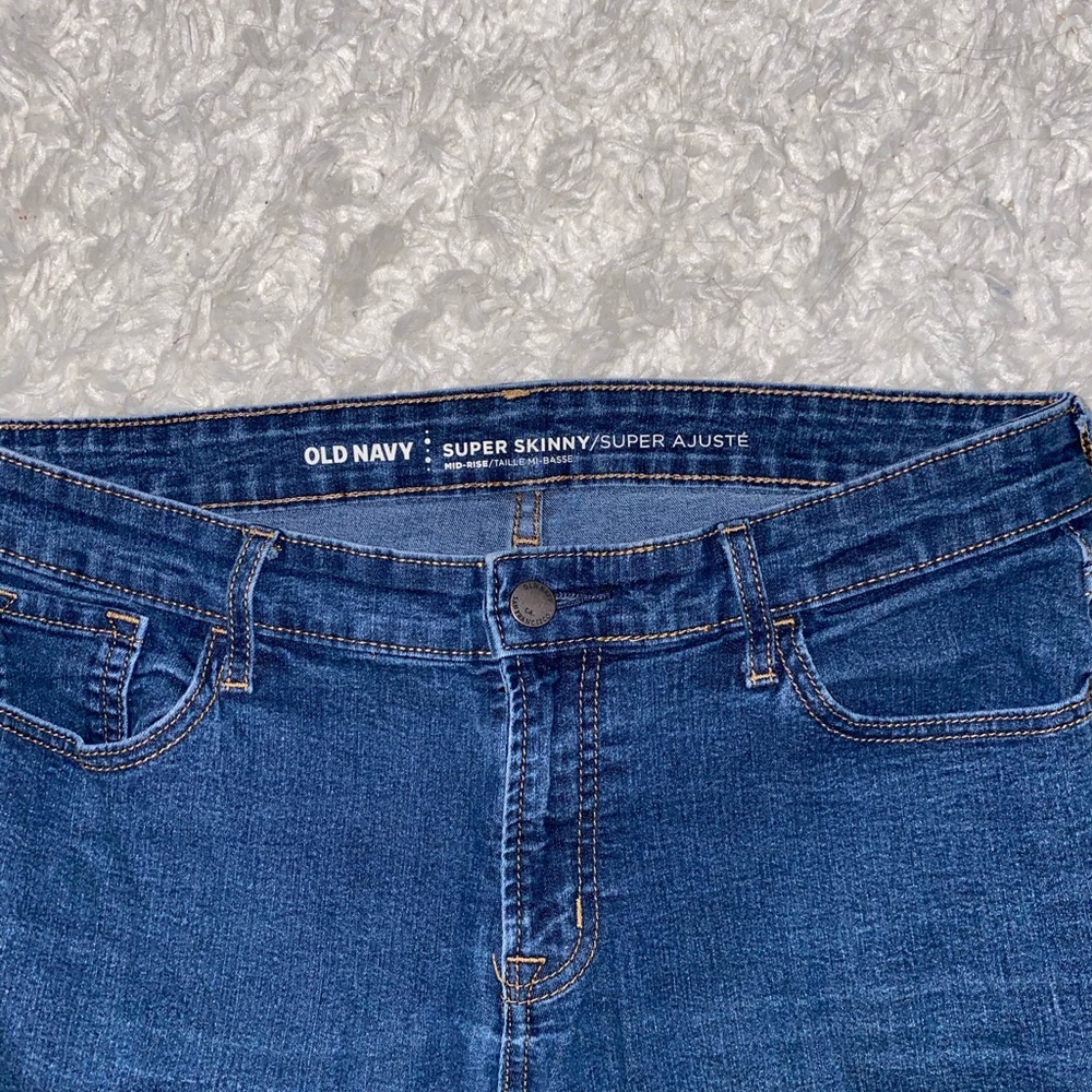 Old Navy Mid-Rise Skinny Jeans